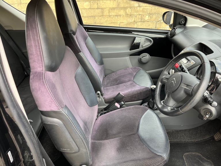 Citroen, C1, Hatchback, 2010, Manual, 998 (cc), 3 doors