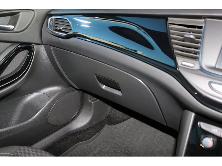 2017 Vauxhall Astra i Turbo SRi Estate Petrol Manual