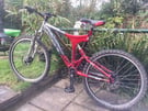 GT   i-drive comp, hydraulic brakes front and rear, Rock Shocks, excellent condition,hardly used. 