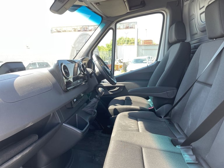  Mercedes Benz Sprinter 2.0 315 Cdi Pro Panel Van 5dr Diesel Manual Rwd L3 H2