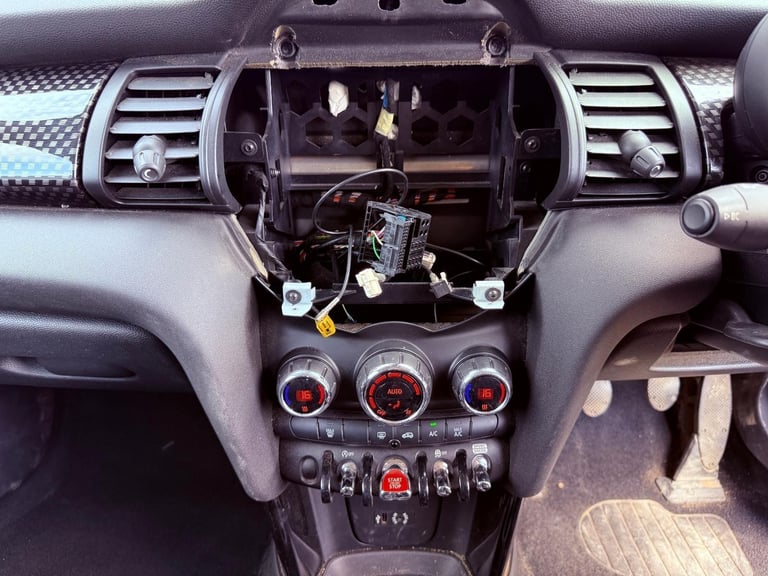 2018 67 REG MINI COOPER S 2.0 JCW BODY KIT DAMAGED REPAIRABLE SALVAGE