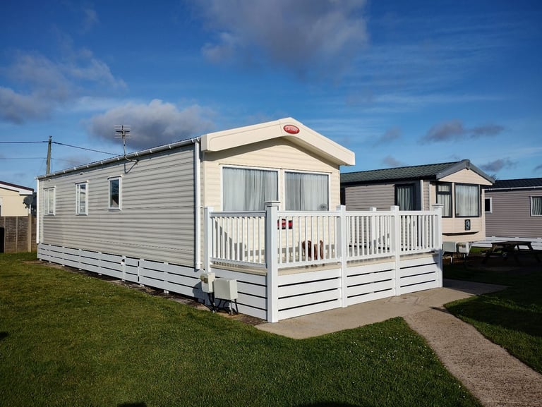 image for STATIC CARNABY CARAVAN FOR SALE ON SITE HOBURNE NAISH