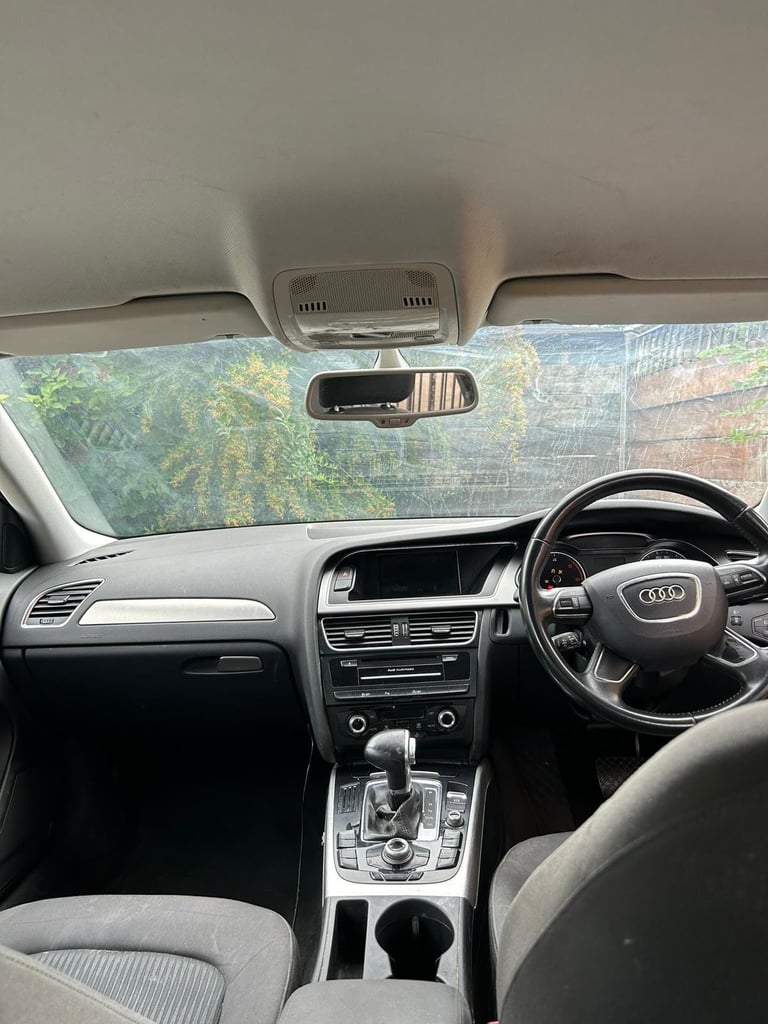 Audi, A4, Saloon, 2012, Semi-Auto, 1968 (cc), 4 doors