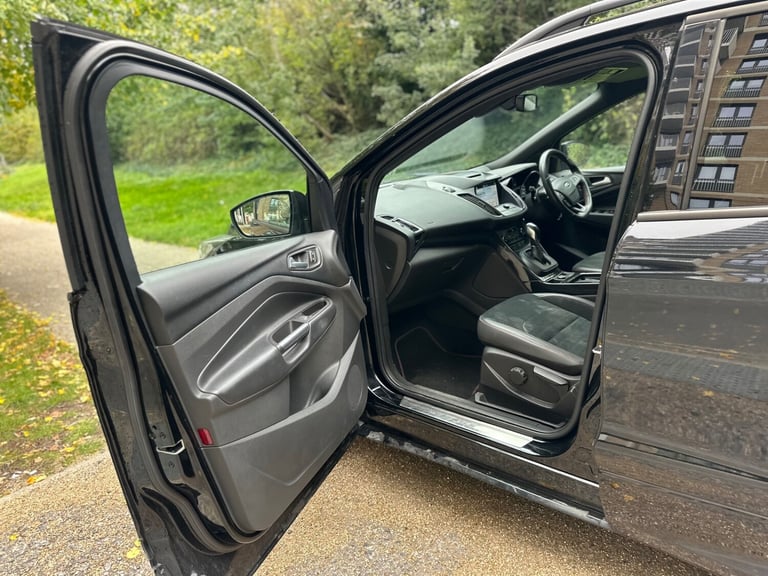2019 Ford Kuga 1.5 EcoBoost 176 ST-Line 5dr Auto HATCHBACK Petrol Automatic