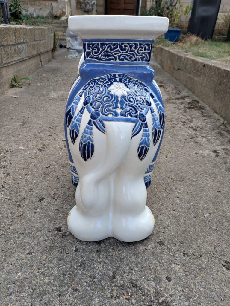 Vintage Blue & White Ceramic Decorative Elephant Plant Pot Stand