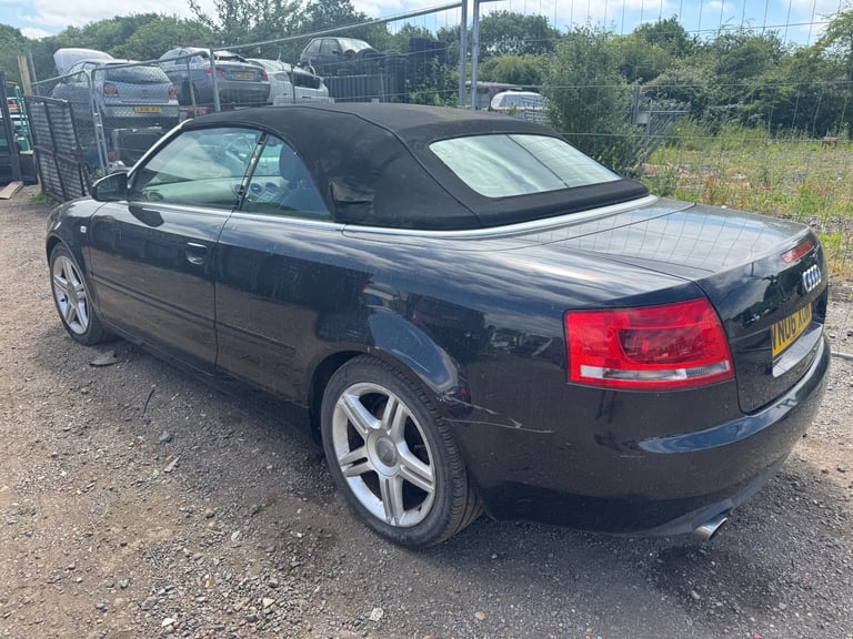 Audi A4 B7 Convertible 2.0 tfsi 2006 black BREAKING FOR PARTS 