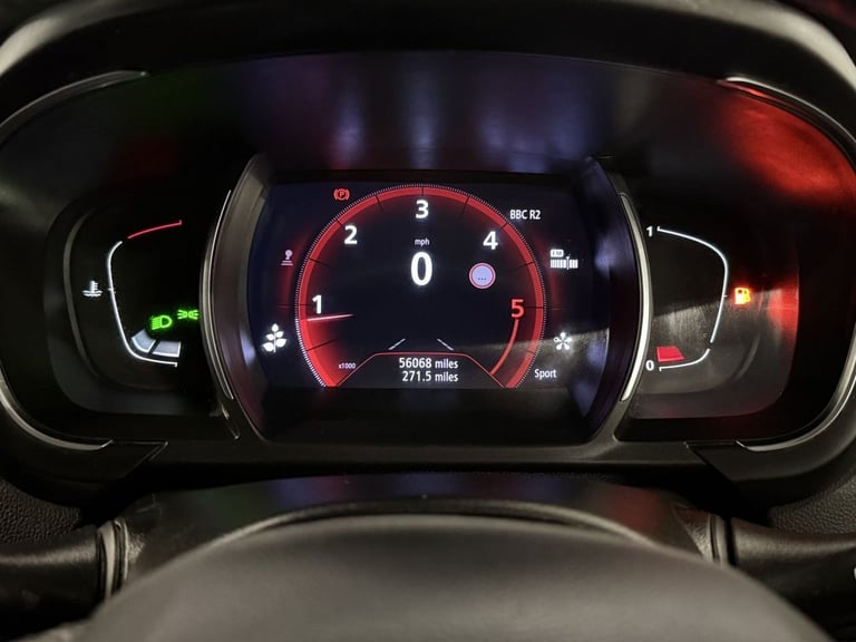 2019 Renault Grand Scenic 1.7 Blue dCi Signature MPV 5dr Diesel Manual Euro 6 (s/s) (120 ps) MPV ...