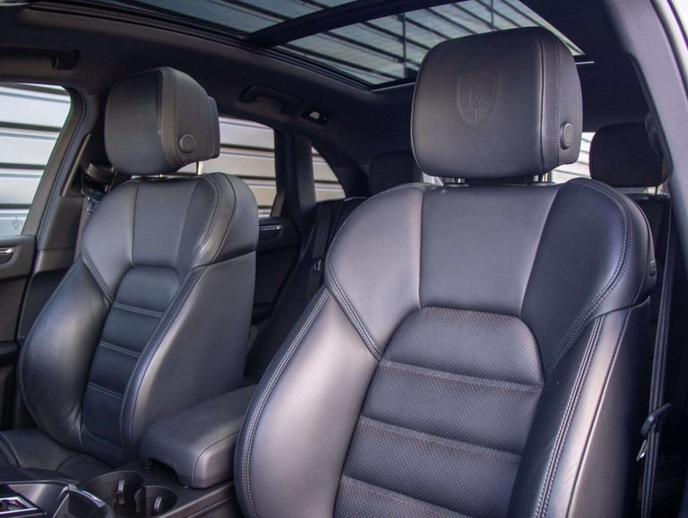 2023 Porsche Macan 5dr PDK ESTATE PETROL Automatic