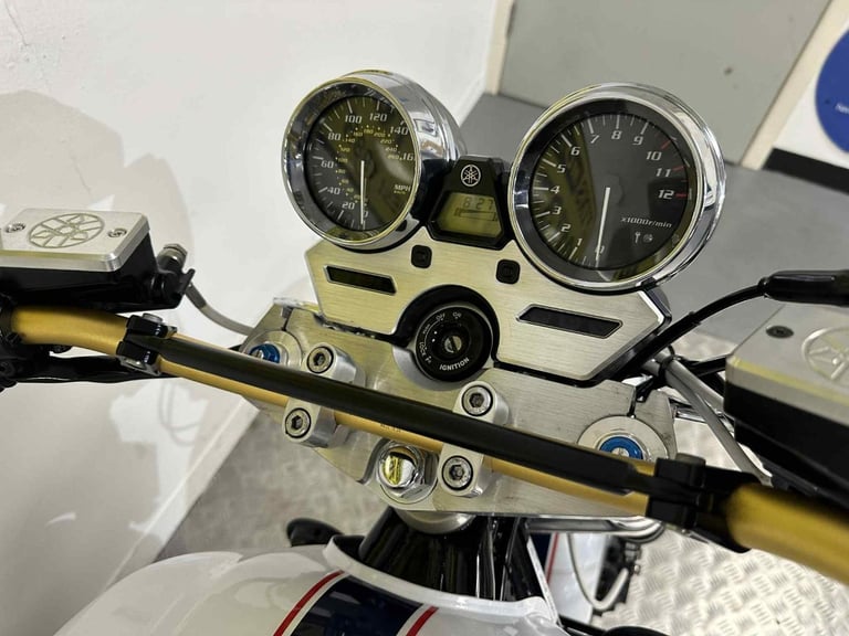 2009 Yamaha XJR1300 