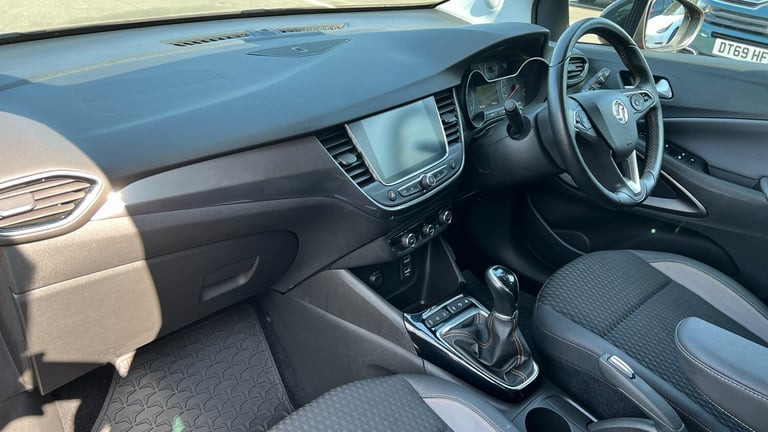 2018 Vauxhall Crossland X 1.2T ecoTec (110) Tech Line Nav 5dr (Heated Front 