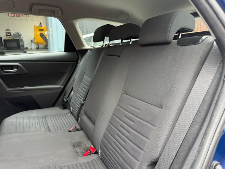 2015 Toyota Auris 1.6 D-4D Business Edition Touring Sports Euro 6 (s/s) 5dr ESTATE Diesel Manual