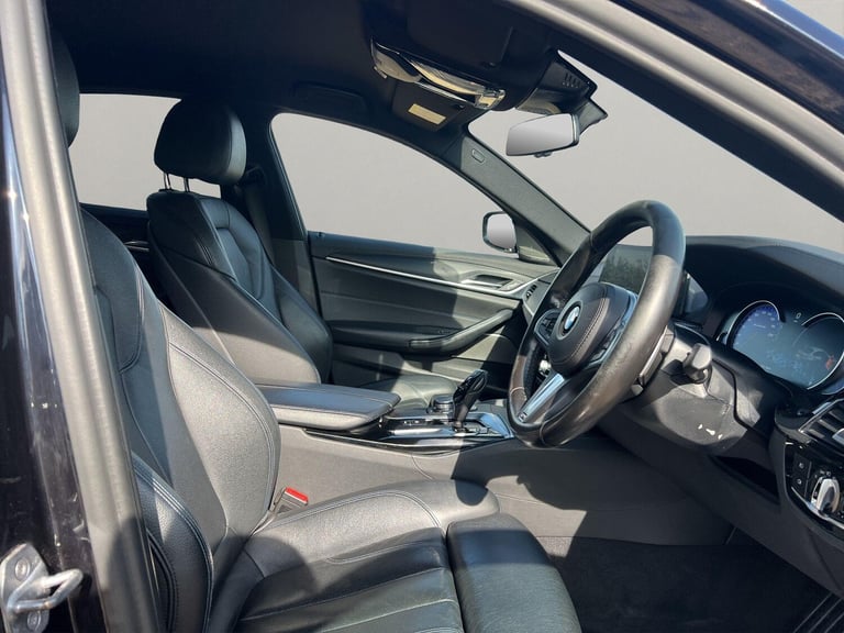 2017 BMW 5 Series 3.0 530d M Sport Auto xDrive Euro 6 (s/s) 4dr SALOON Diesel Automatic