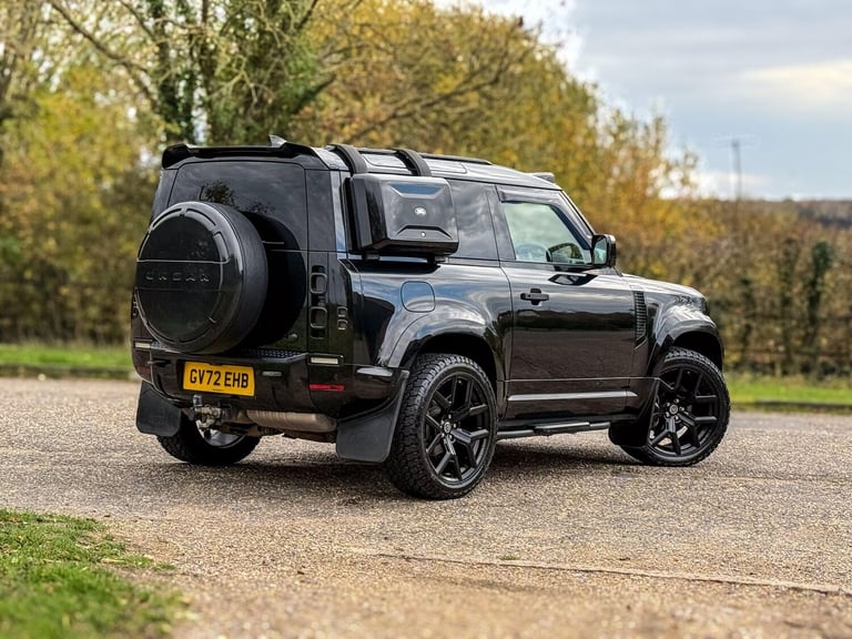  Land Rover Defender 90 3.0 D250 MHEV Hard Top SUV Auto 4WD SWB Euro 6 (s/s) 3dr Diesel Automatic