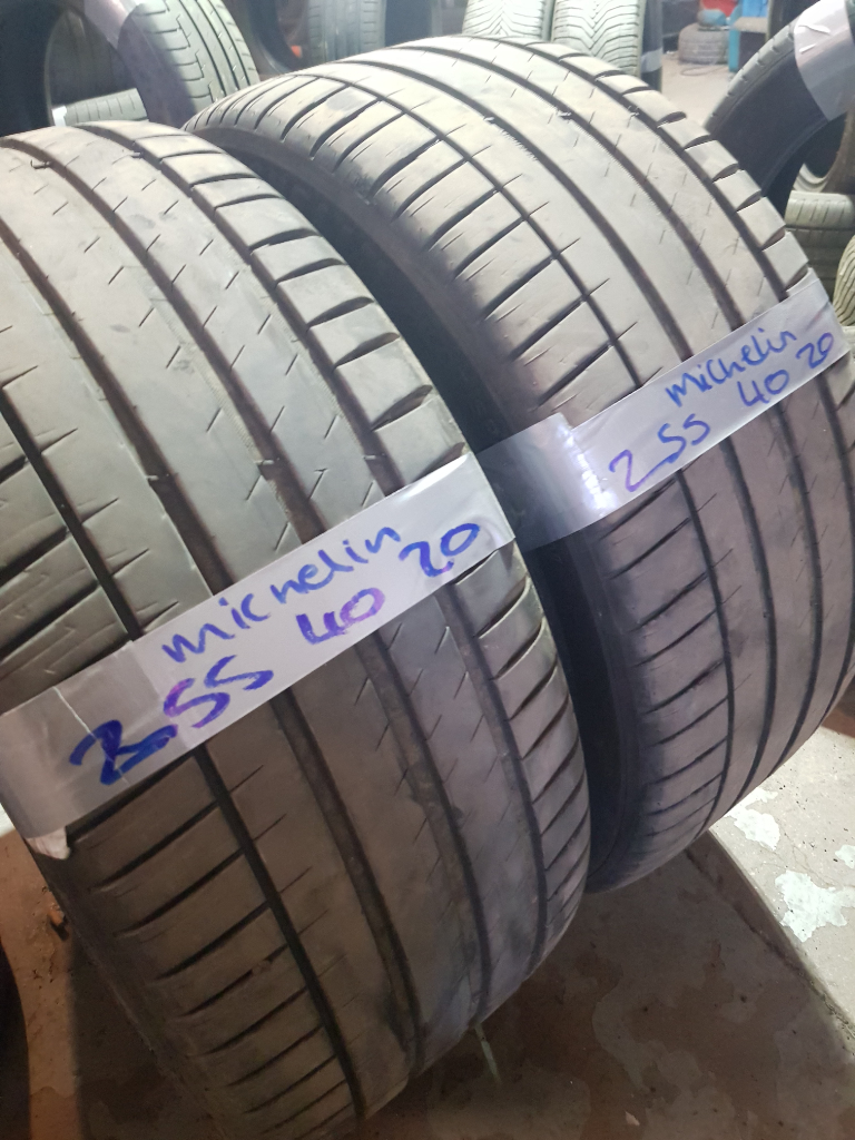 255 40 20 Michelin ps4 Tyres Matching pair ONLY £100fitted and balanced open 7 days a week