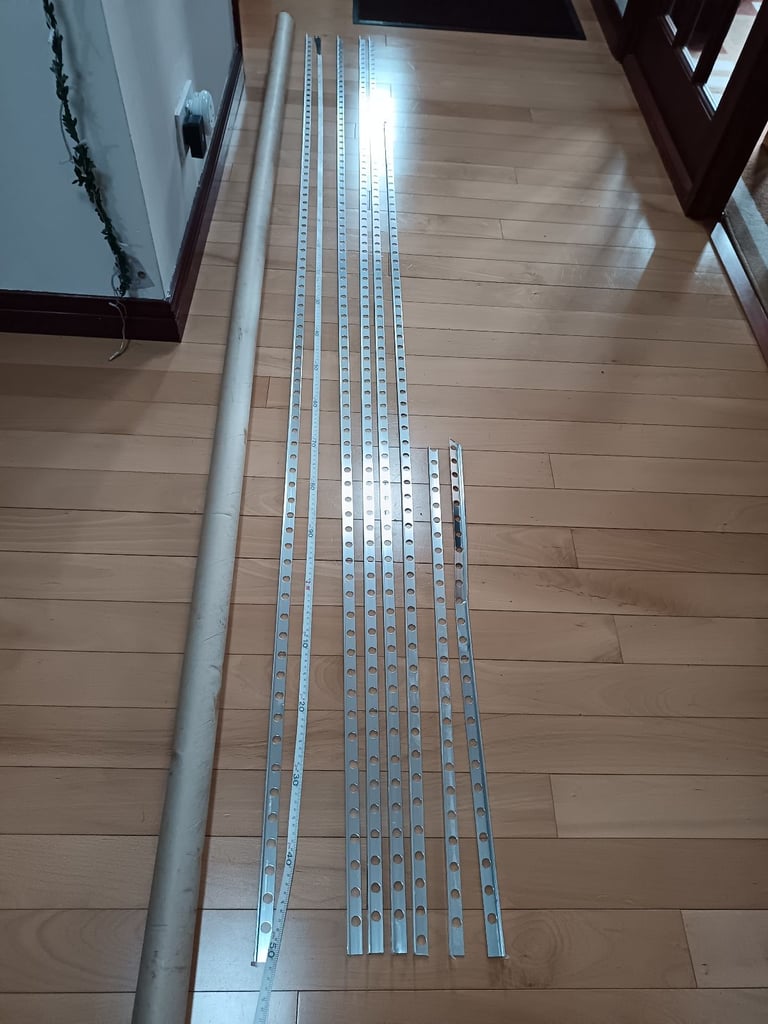 image for Metal Trim For Ceramic Tiles