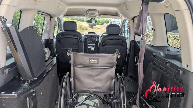 CITROEN BERLINGO 1.6 e-HDi XTR Driver Transfer &amp;/or Up Front Wheelchair Access