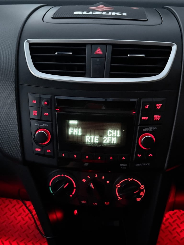 Suzuki, SWIFT, Hatchback, 2011, Manual, 1242 (cc), 5 doors