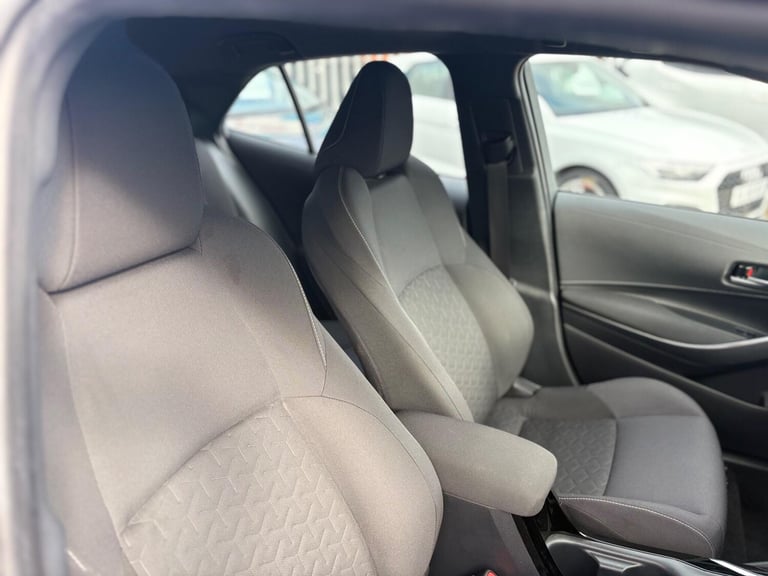 2019 Toyota Corolla 1.8 VVT-i Hybrid Icon Tech 5dr CVT HATCHBACK Petrol/Electric Hybrid Automatic