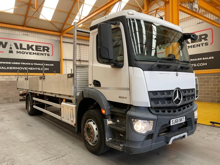 MERCEDES BENZ AROCS 1824 4X2 *EURO 6*, 18 TONNE DROPSIDE FLATBED - 2017 - SJ66 N