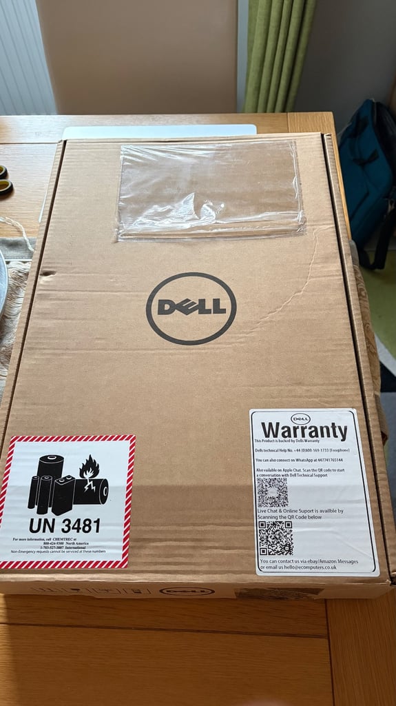 Dell Inspiron 16 5640 Laptop 16gb 1TB SSD Warranty Immaculate Condition 