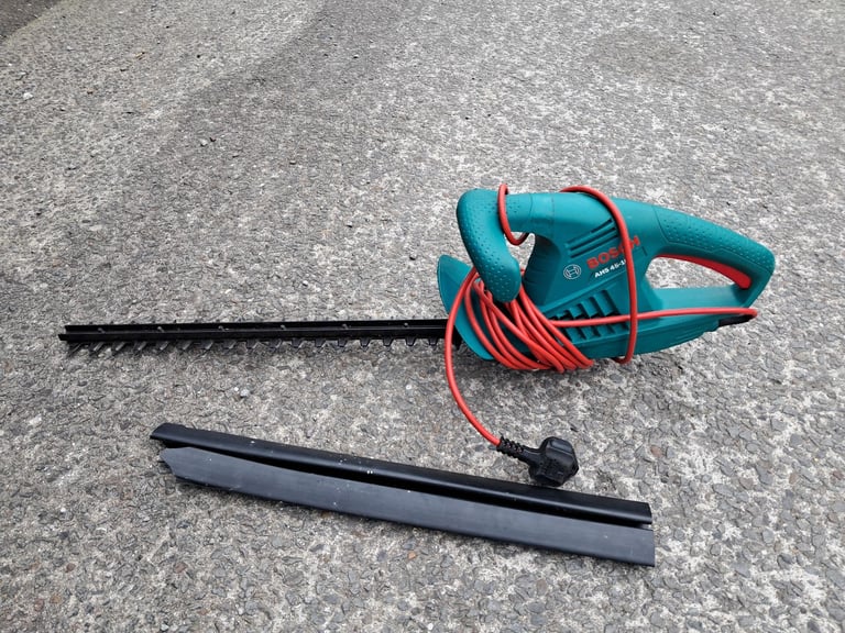 Bosch mains hedge trimmer