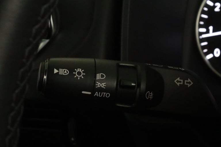 2021 Nissan Qashqai 1.3 DIG-T MHEV Acenta Premium XTRON Euro 6 (s/s) 5dr HATCHBACK Petrol/Electri...