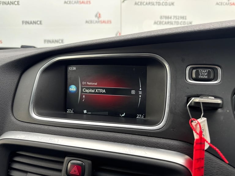 2016 Volvo V40 D3 [4 Cyl 150] Inscription 5dr Geartronic HATCHBACK DIESEL Automatic