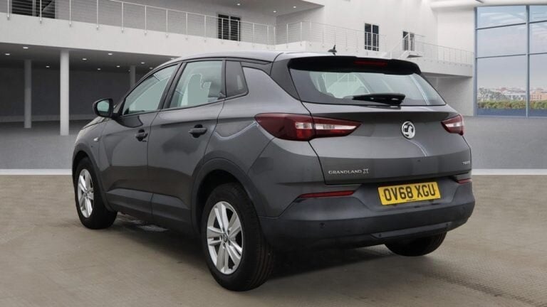 2019 Vauxhall Grandland X 1.2 Turbo SE 5dr HATCHBACK Petrol Manual