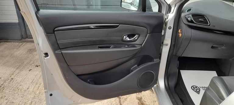 2015 Renault Scenic 1.5 dCi ENERGY Dynamique TomTom MPV 5dr Diesel Manual Euro 5 (s/s) (110 ps) M...