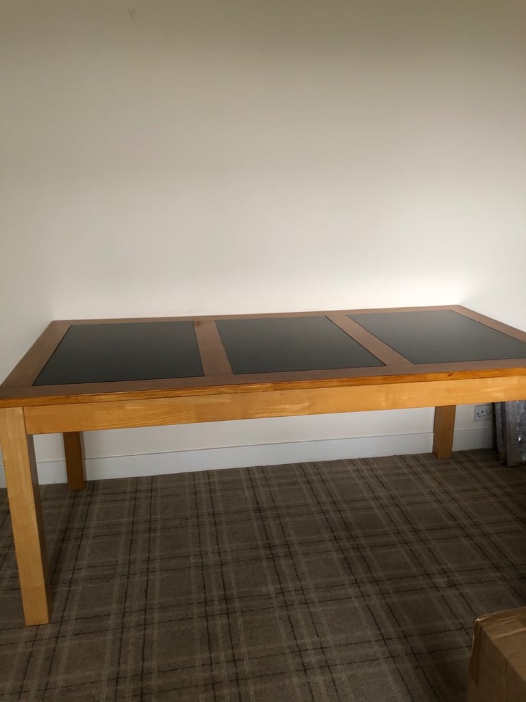 Dining room table 