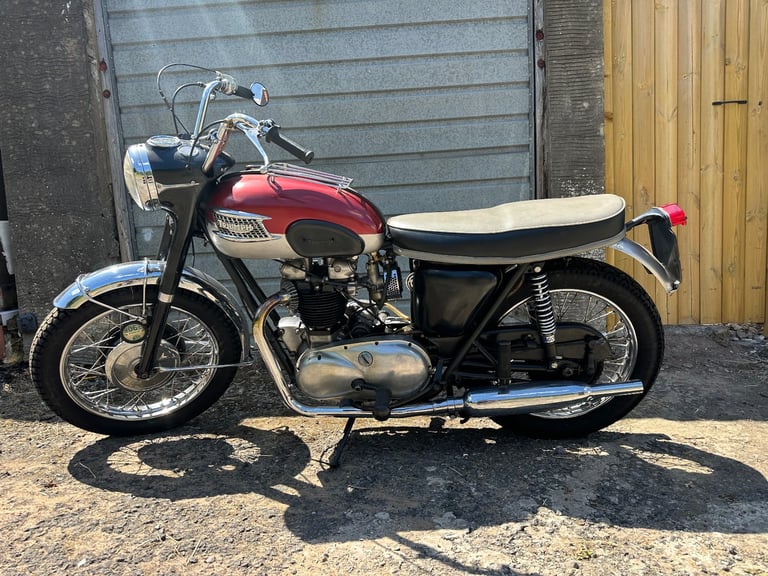 Triumph tiger 110 1960