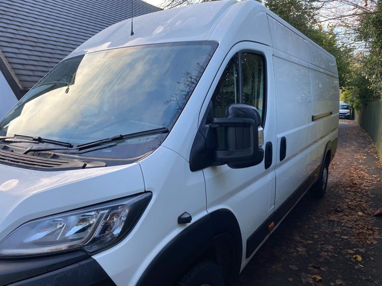 2018 Peugeot Boxer 2.0 BlueHDi 435 Professional L4 H2 Euro 6 5dr PANEL VAN Diesel Manual