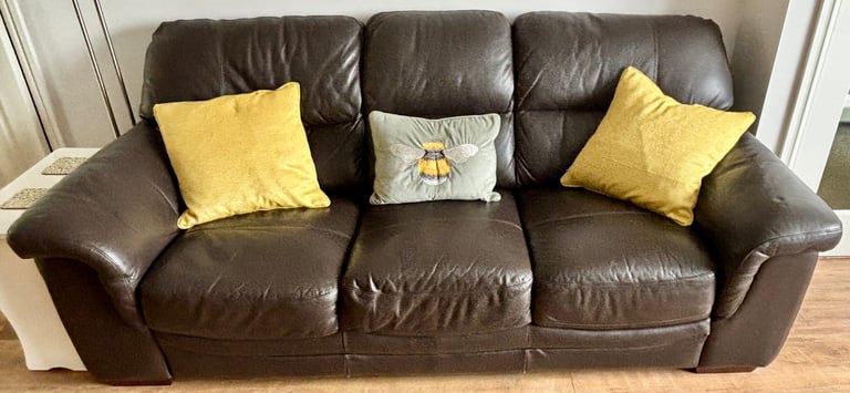 Italian Leather 3 Piece Suite 3 plus 2 plus 1