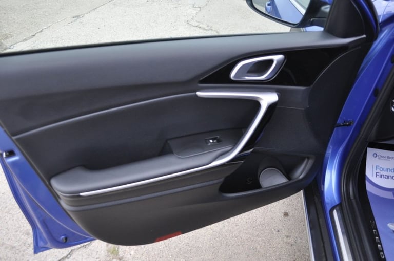 2022 Kia XCeed 1.0T GDi ISG Connect 5dr HATCHBACK PETROL Manual