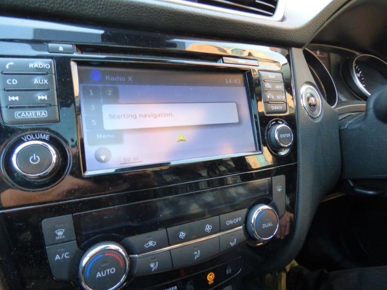  Nissan Qashqai 1.2 DiG-T N-Connecta 5dr Xtronic Petrol