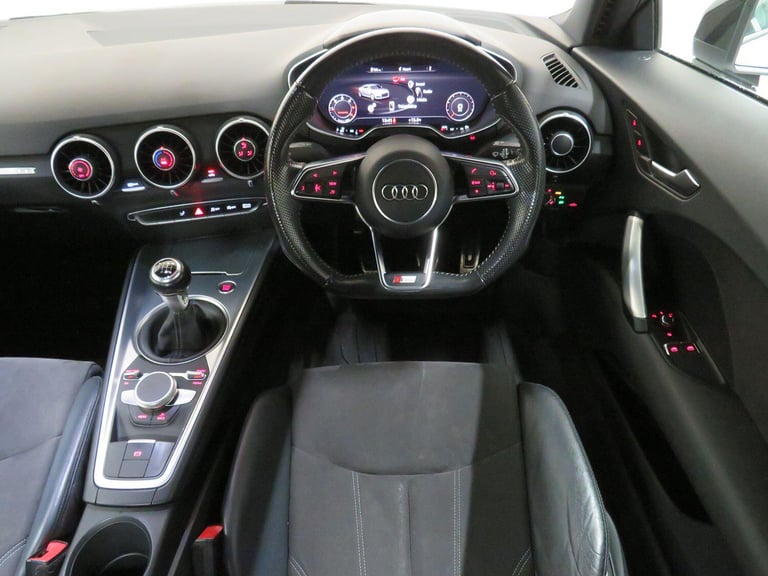 AUDI TT 2.0 TDI ultra S line 2015