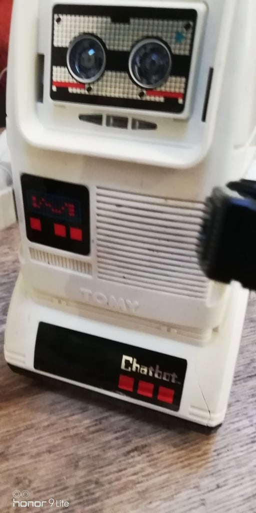 Vintage Tomy Chatbot Robot 80s 