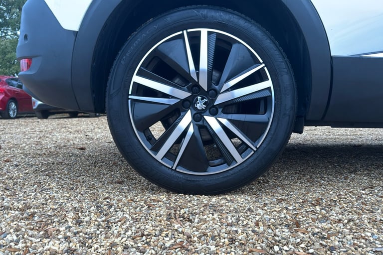  Peugeot 5008 SUV 1.2 Puretech Gt Premium Suv 5dr Petrol Eat Euro 6 s/s 130 Ps