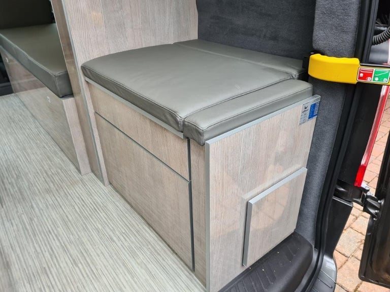 Wellhouse Ford Custom LUX XL3
