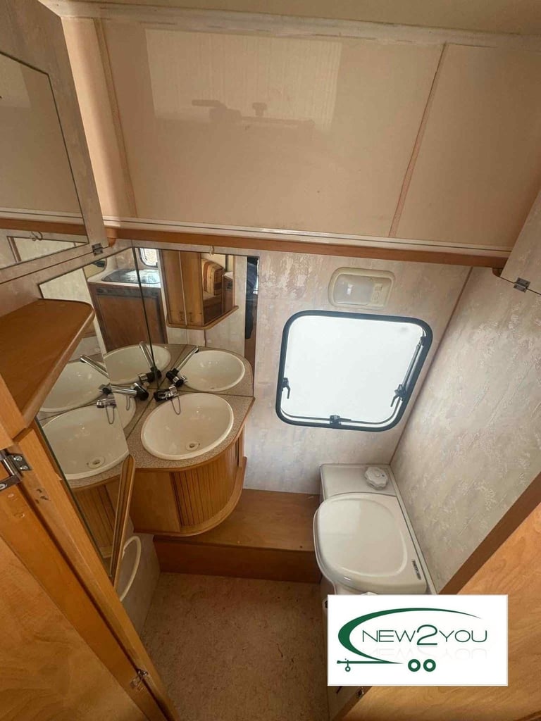 2005 Trigano Rubis 3 Berth Caravan - RARE POP UP - STOCK E165 - AUTUMN SALE!!!!