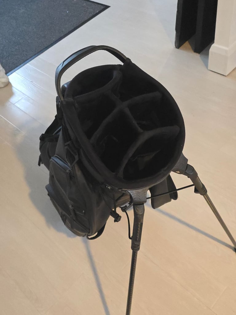 Benross Premium XT Golf Stand Bag with Rain Cover