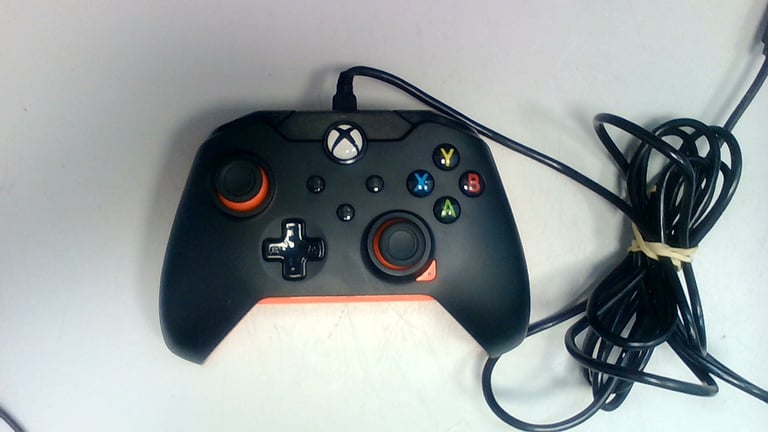 PDP WIRED XBOX CONTROLLER