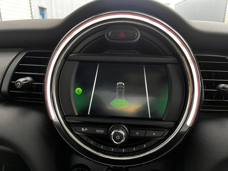 2018 MINI Hatch 1.5 Cooper D Euro 6 (s/s) 3dr HATCHBACK Diesel Manual