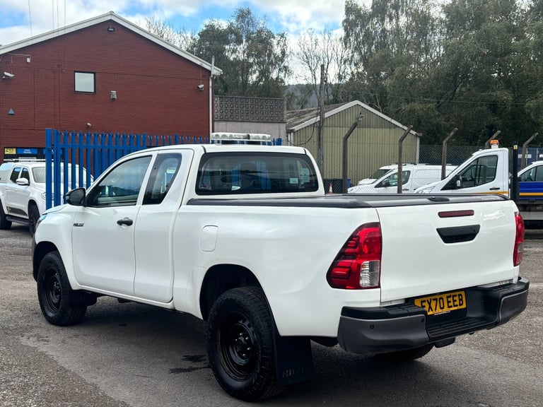 2020 Toyota Hilux 150 PS AWD Active Extra Cab Pick Up 2.4 D-4D  PICK UP Diesel Manual