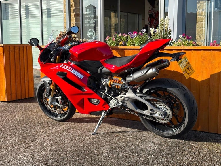 DUCATI PANIGALE V2 S