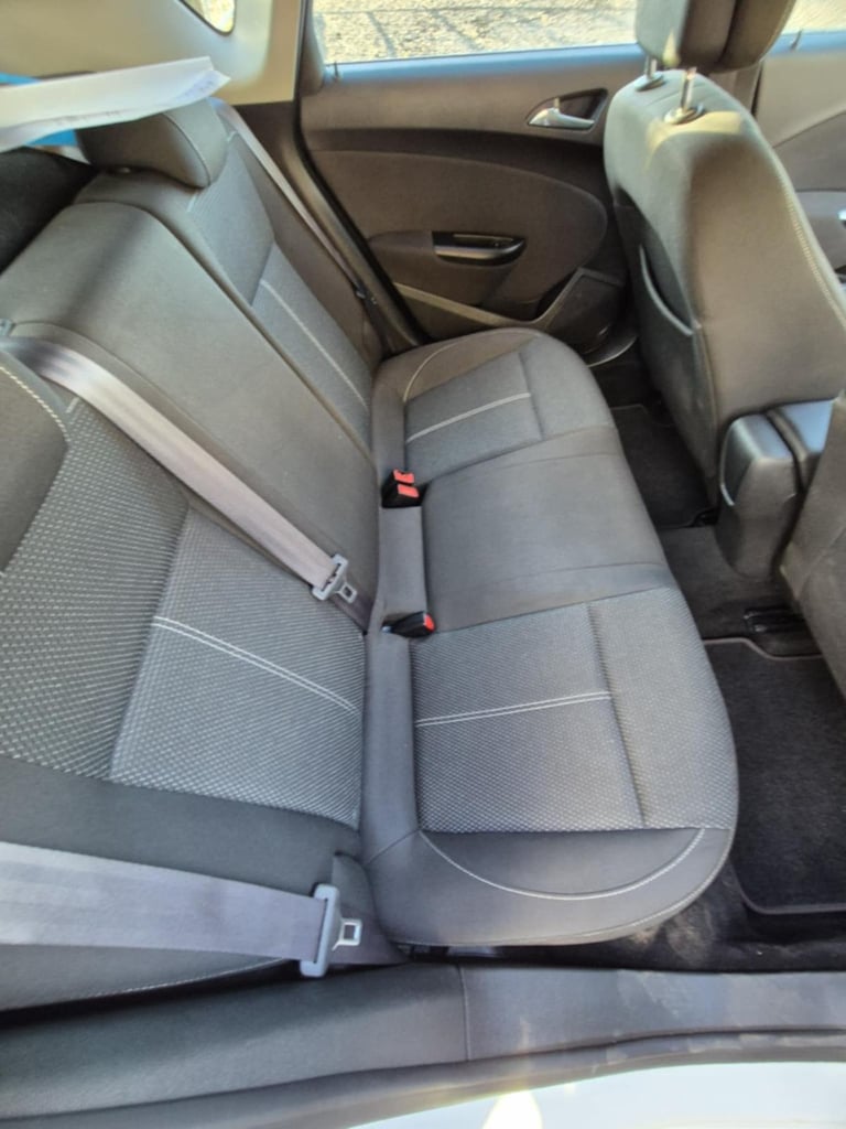 2014 vauxhall Astra SRi