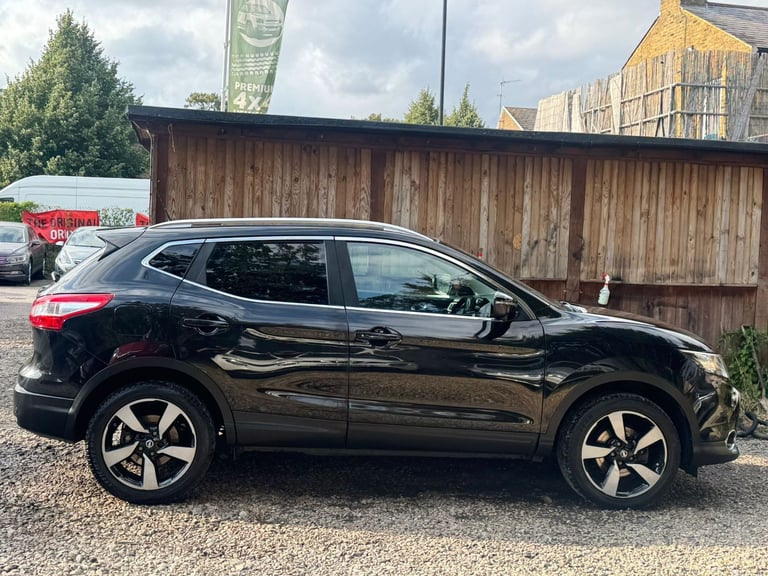 Nissan, QASHQAI, Hatchback, 2016, Manual, 1461 (cc), 5 doors