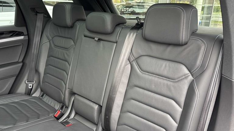 2023 Volkswagen Touareg 3.0 V6 TDI 4Motion 286 Black Edition 5dr Tip Auto SUV Diesel Automatic