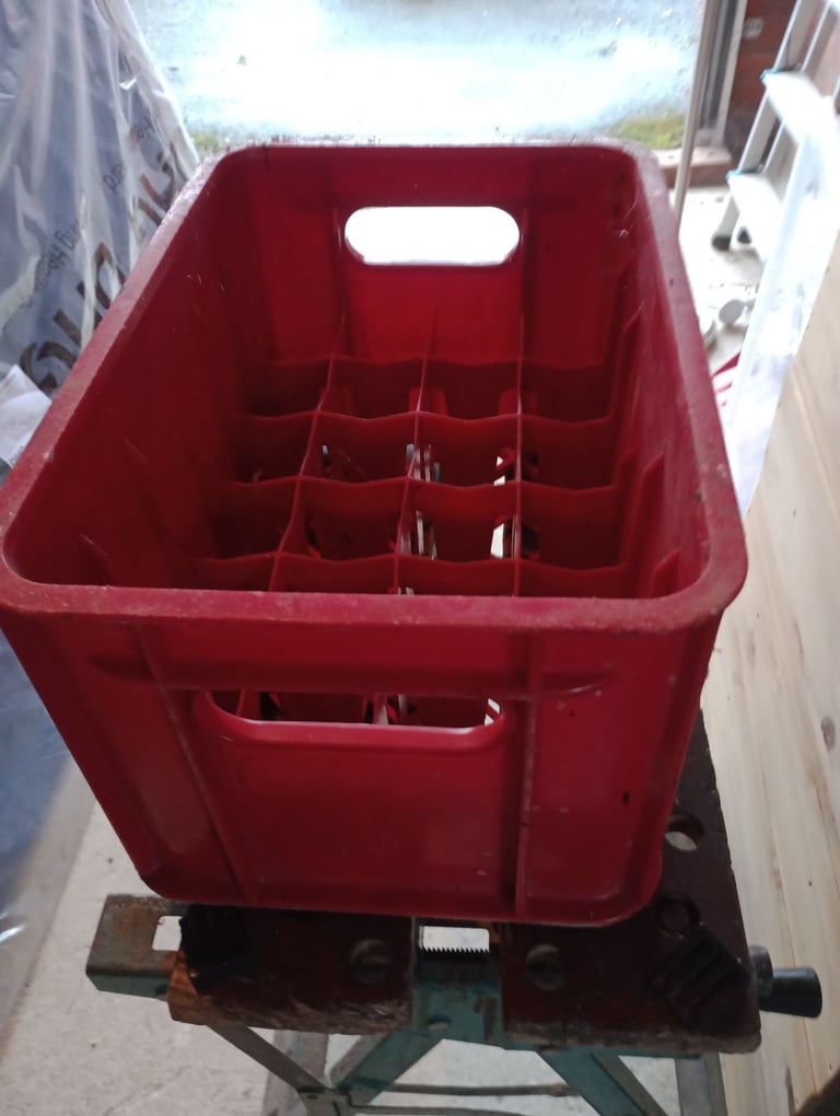 Vintage lucozade plastic crate 