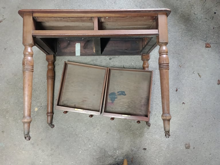 Antique style writing